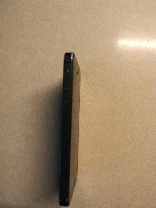Vand Iphone 5 sh pentru piese
