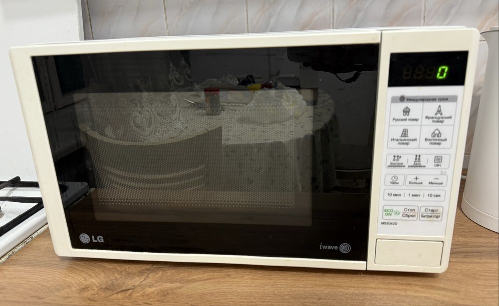 Микроволновка LG