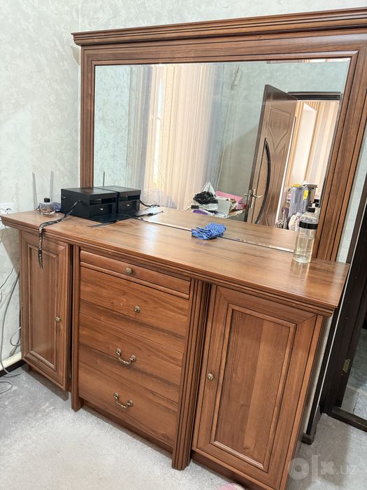 Продам спальню из 6 ти предметов