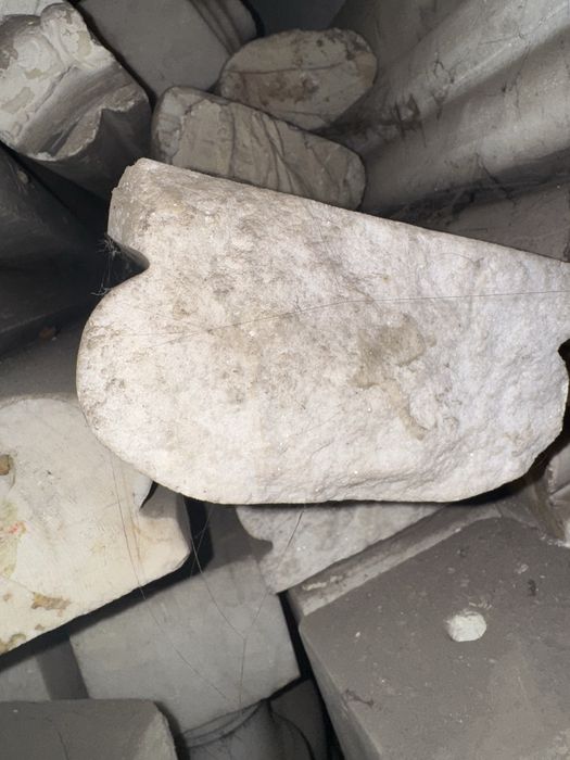 Балясины лестница мрамор