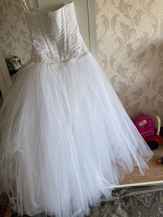 Продам свадебное платье