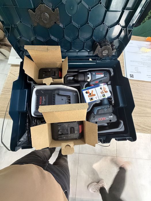 Masina de gaurit si insurubat Bosch ProfessionalGSR 18V-90 C ! 3bateri