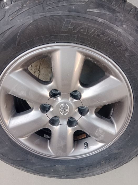 Продам шины с дисками 265/65/R17