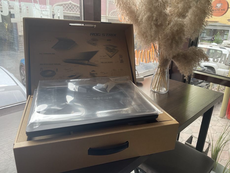 Asus ROG Strix G16 1 Tb