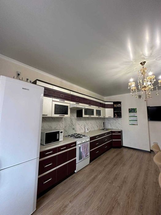 Продам 3 ком кв на Жана кала