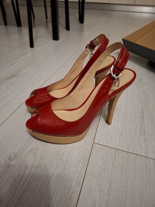Sandale de vara Guess