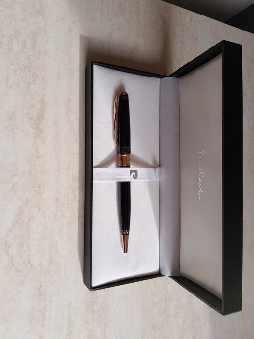 Химикалка, "Pierre Cardin"