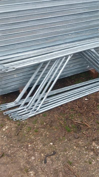 Schela de constructii 23€ m4, discutabila