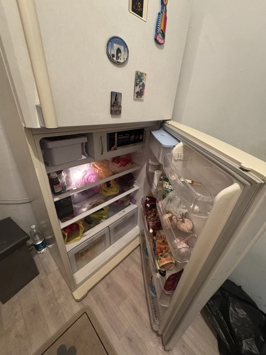 Продам холодильник самсунг