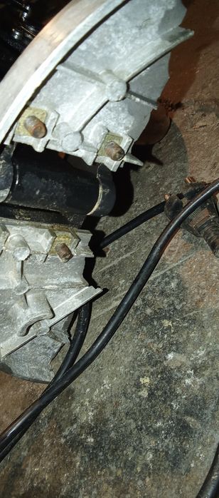 Пендула мощ 1200в.работеща- без плот