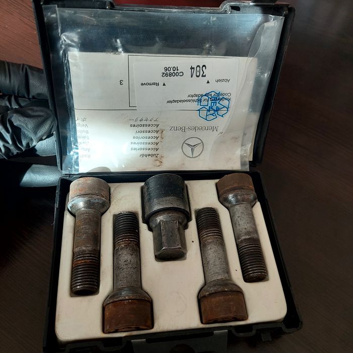 Секретни болтове 14мм/47мм Mercedes Gl, Ml, S class