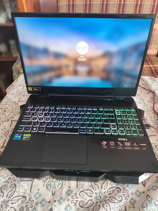 Лаптоп-Acer Nitro 5
