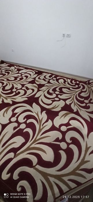 Juda ham yaxshi holatdagi gilam