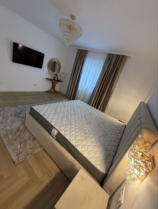 Vand casa Lux la cheie