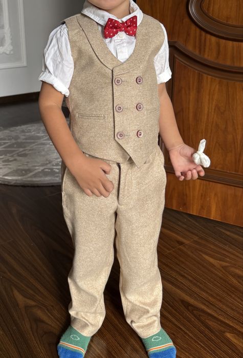Кастьюм брюки для мальчика на 2-3 года и 6-7 лет