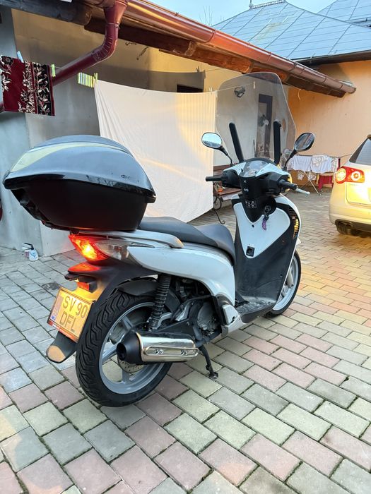 HONDA SH150i 2011