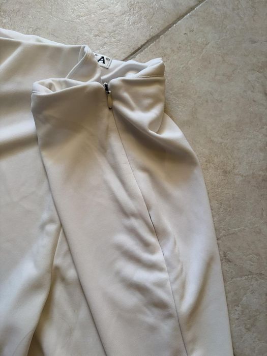 Дамски бял сет DIKA