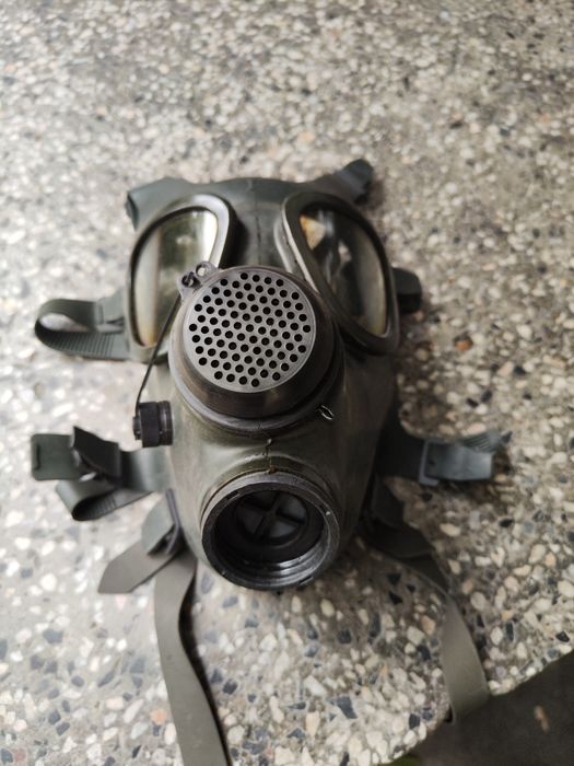 Противогаз чисто нов