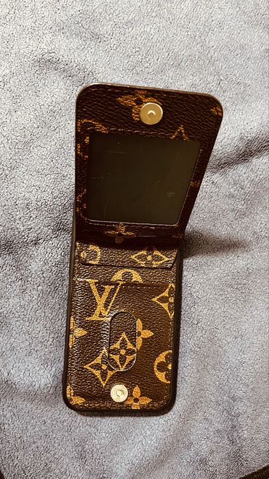 Продам чехол iphone 12 mini