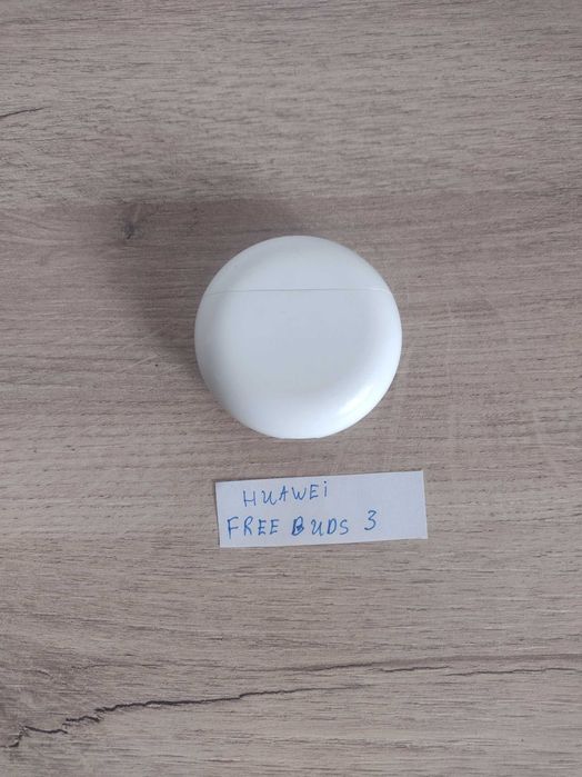 Huawei Freebuds 3 зарядна кутия