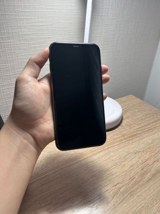 iPhone 11 69% акб