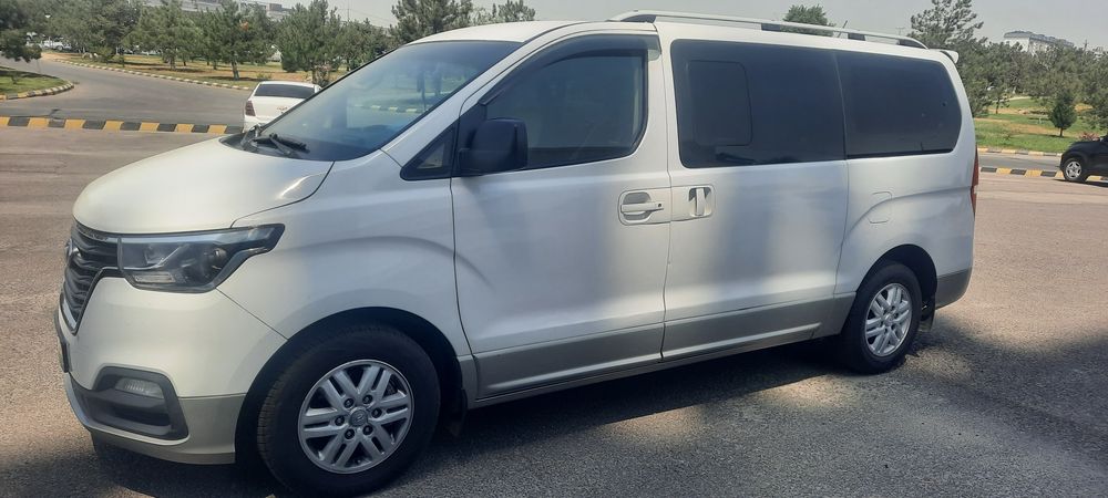 Hyundai Starex H-1