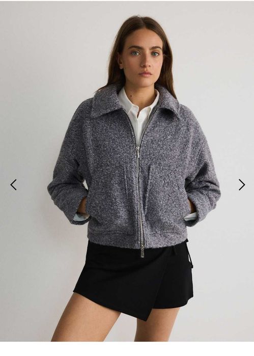 Преходно яке пролет/есен