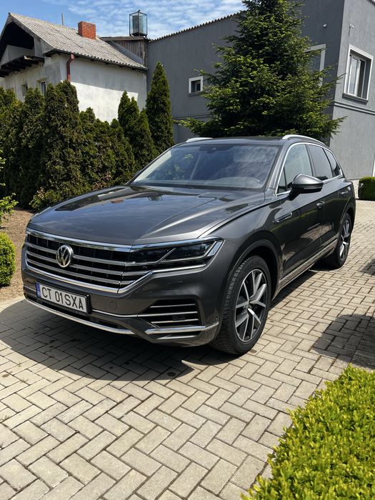 Vând VW Touareg 10/2019