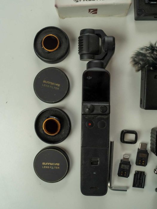 DJI Pocket 2 Creator Combo + Freewell + Sunnylife – stare excelentă