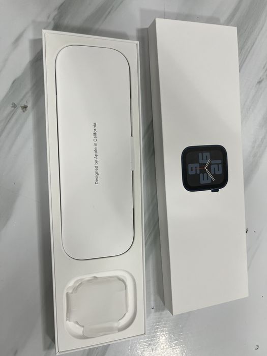 Продам часы Apple Wacth SE 2gen 40mm