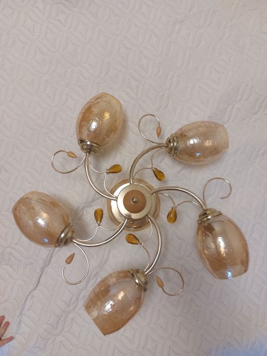 Продам Люстру пятирожковую