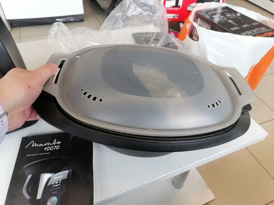 Мултифункционален кухненски робот Cecotec Mambo 100700 НОВ