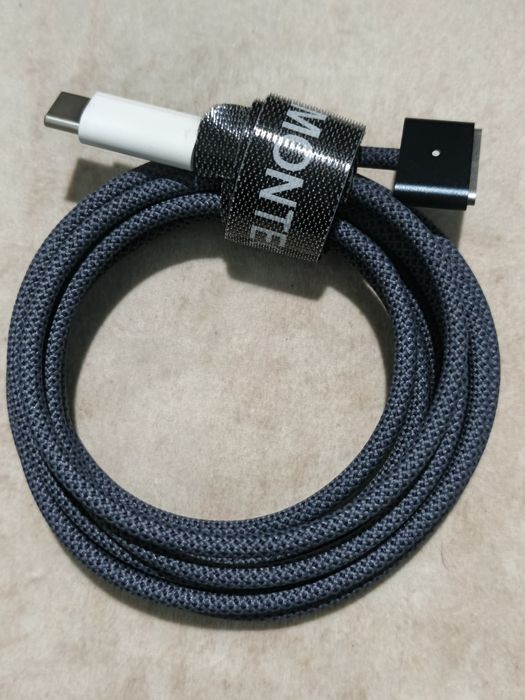 Кабель Apple USB-C to MagSafe 3 Cable (2 м)