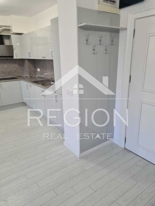 Дава се под наем Двустаен апартамент в Варна, ВИНС - 188 кв.м за 1000 € - Снимка #2