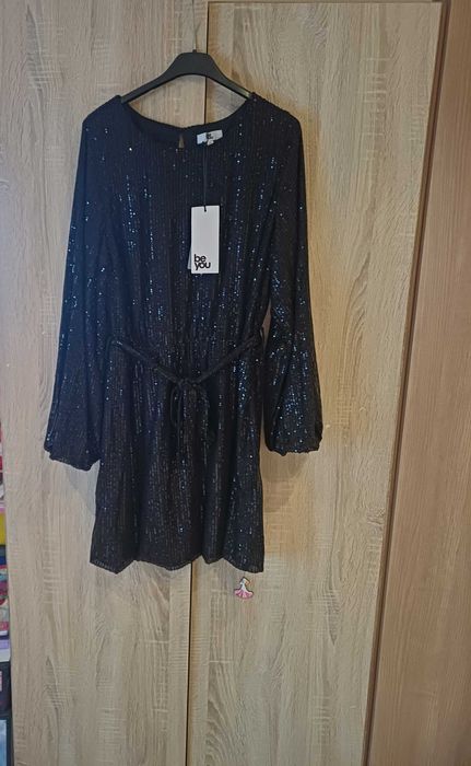 Черна рокля с пайети Л/ХЛ/р-р