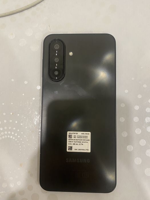 Samsung galaxy a17