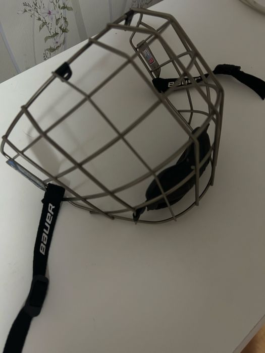 хоккейная клюшка и сетка