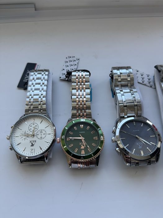 Наручные Часы новый качества отлично