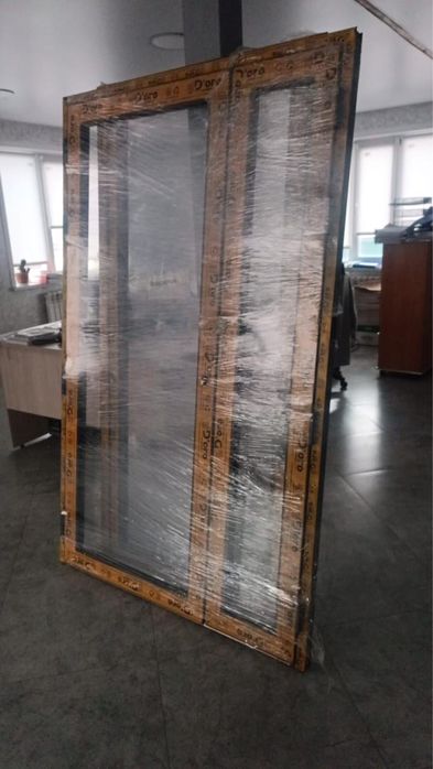 Готовые алюминиевые двери