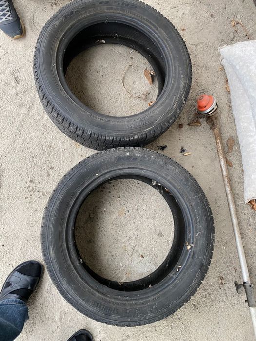 Зимние шины 2 шт 30.000т
