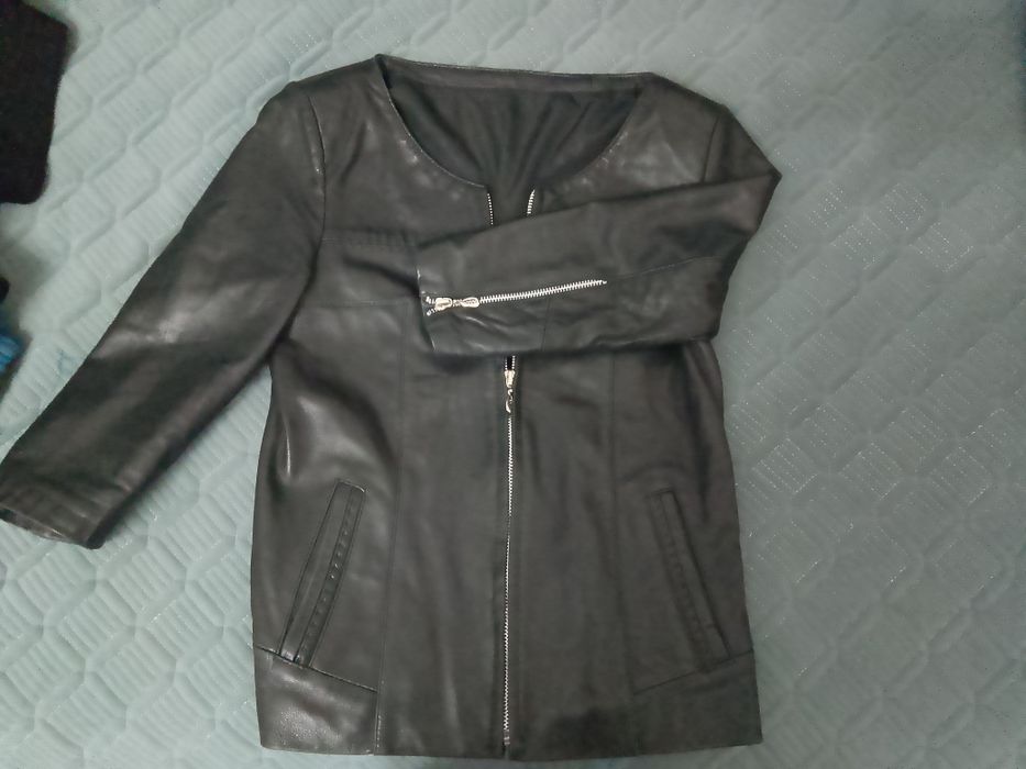 2 кожанки, каждая 3500