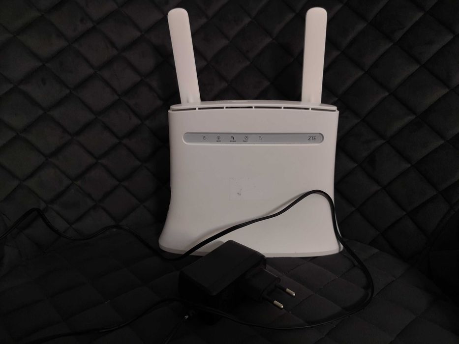 Router Wireless  ZTE MF283V Single-band 2.4 GHz 4G White cu antene