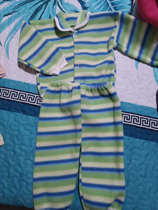 Бебешки дрехи от 0 до 6 месеца