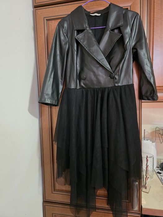 Различни рокли – отлично състояние