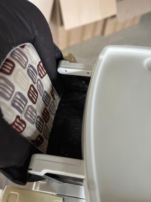 Продам стульчик детский Inglesina