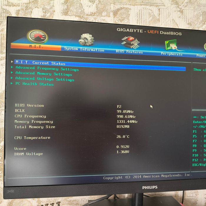 Материнская плата Gigabyte + CPU + 8Gb