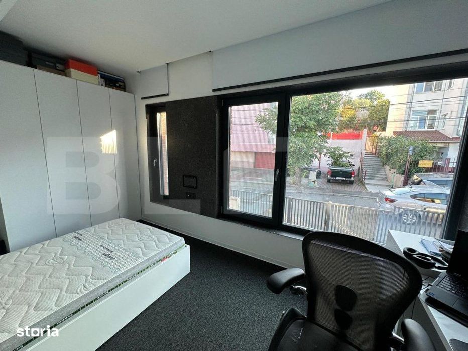 Casa cu 4 camere, 145 mp, zona Andrei Muresanu