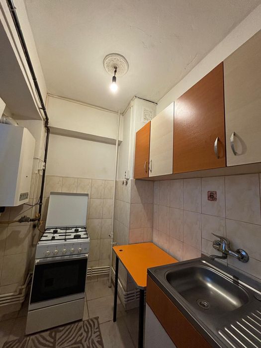 Inchiriez garsoniera Buzau, str Unirii (visavis biblioteca judeteana)