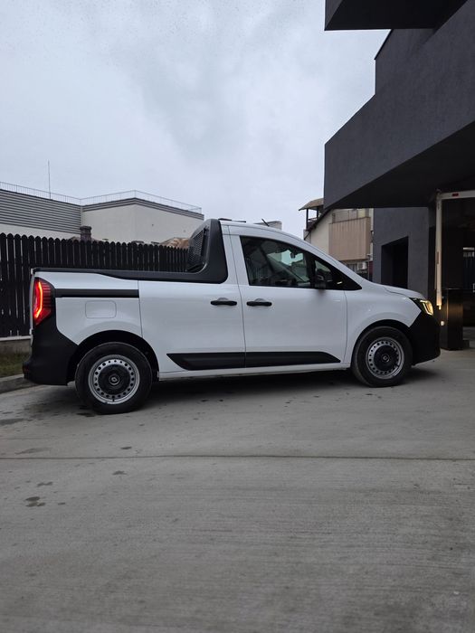 Renault kangoo e-tech