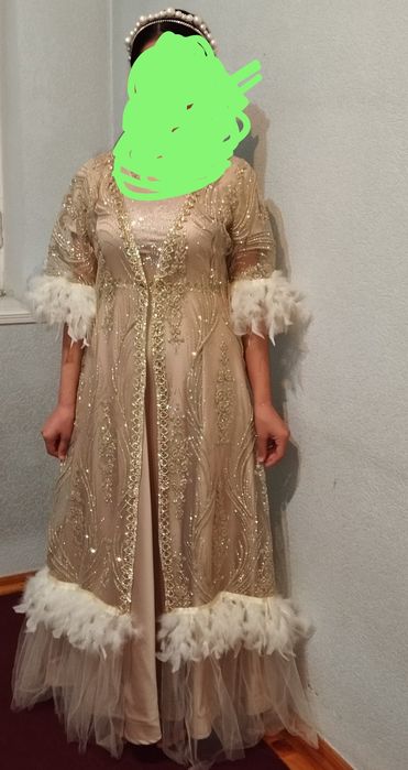 Kelin sarpolar sotiladi. Yaxshi kunlarga keyilgan.